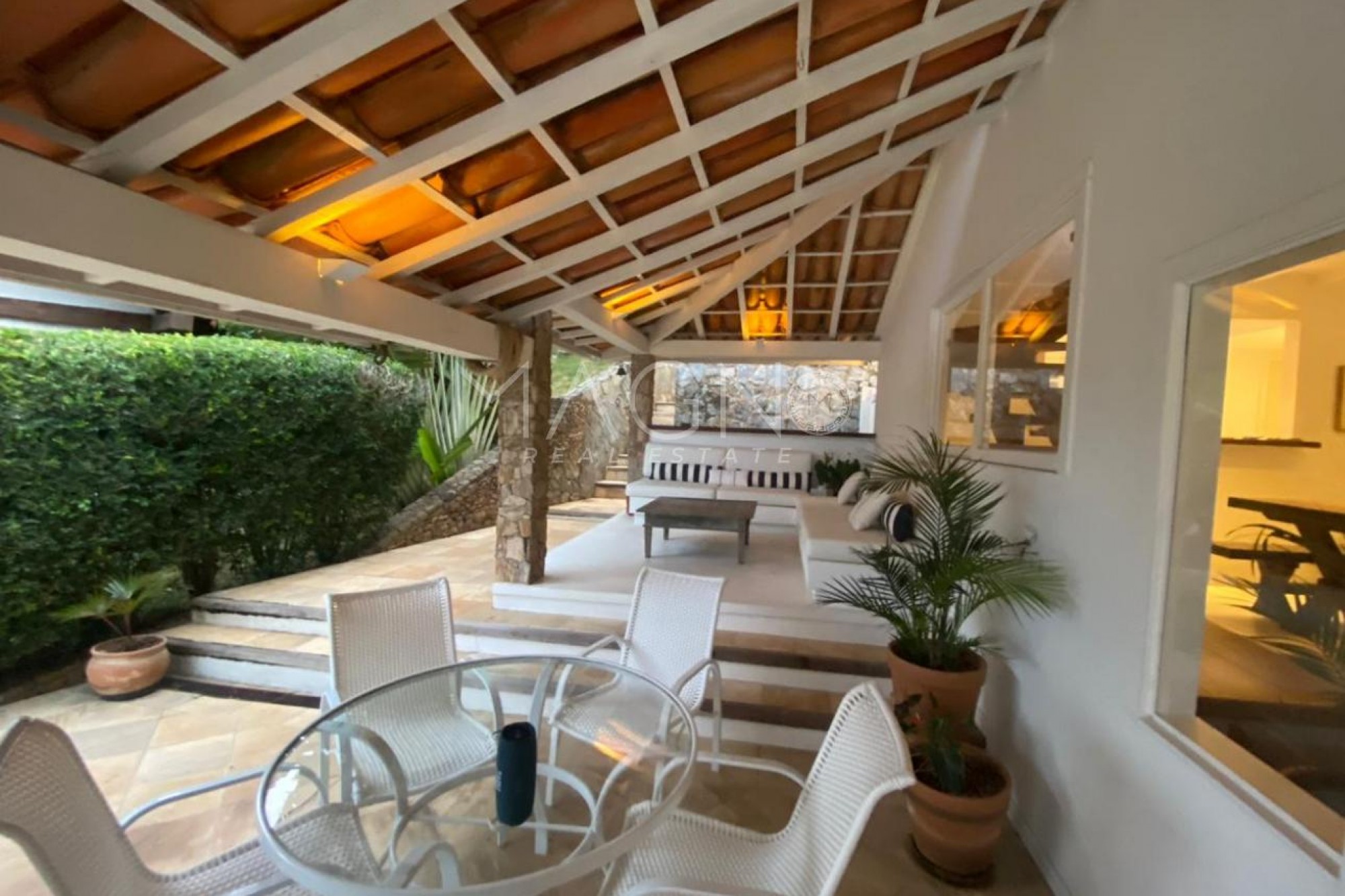 Casa em Búzios 4 Suítes