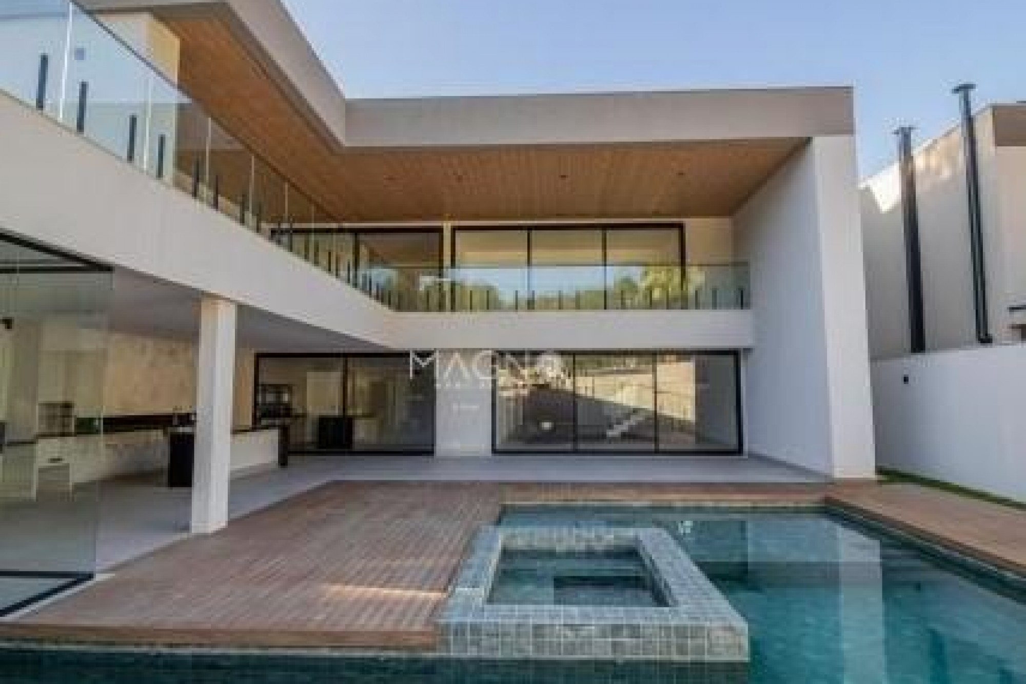Casa a venda no Itanhangacom 682m² 