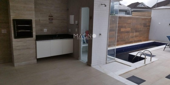Casa Triplex para aluguel tem 304 metros quadrados em Recreio dos Bandeirantes - Rio de Janeiro - RJ