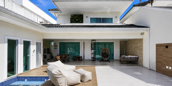 Casa com 4 Quartos, Piscina e Espaço Gourmet | Recreio | 370m²