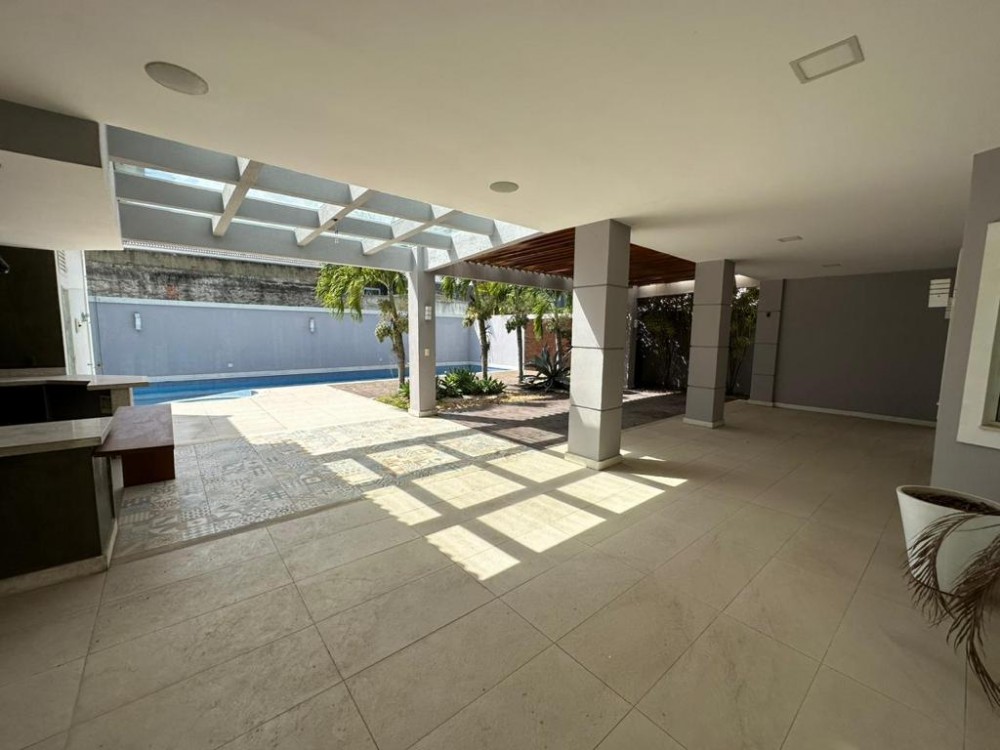 Casa na Barra com 4 Suítes · foto 5 de 15