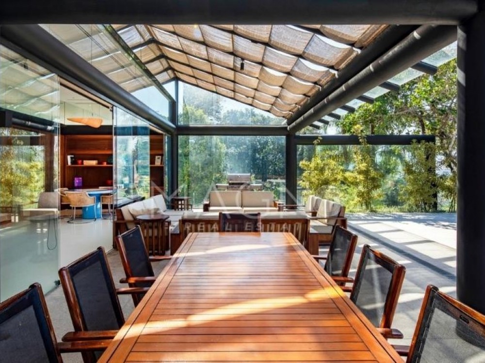 Casa Contemporânea com Piscina em São Conrado · foto 3 de 14