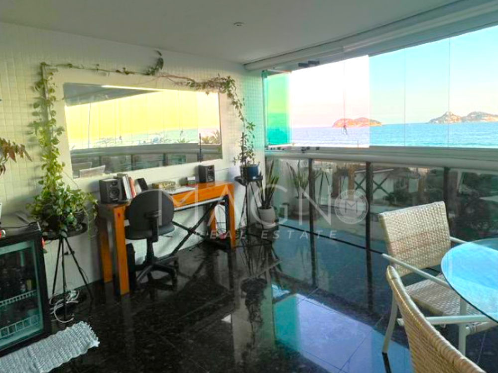 Apartamento na Barra 3 Suítes · foto 2 de 15