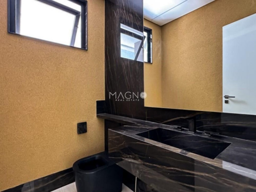Triplex Contemporâneo com Subsolo a venda na Barra da Tijuca  · foto 17 de 20