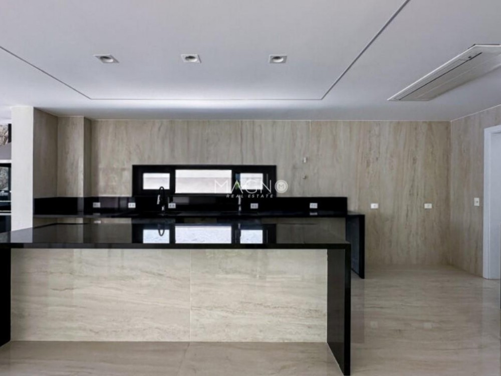 Triplex Contemporâneo com Subsolo a venda na Barra da Tijuca  · foto 19 de 20