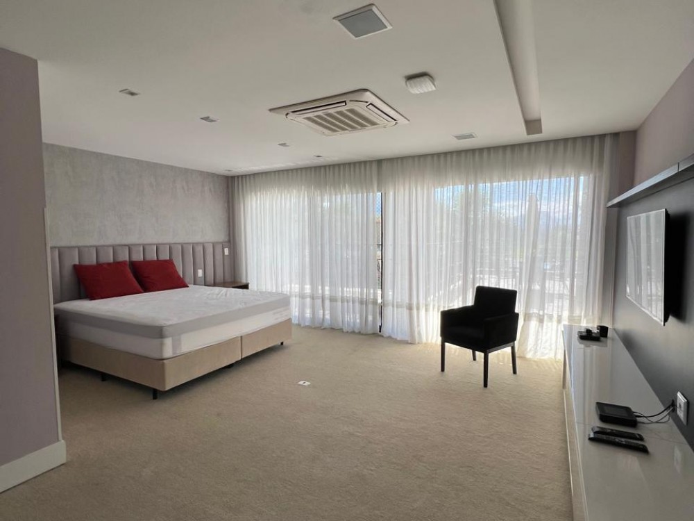 Casa com 4 Suítes e Piscina | Barra da Tijuca | 980m² · foto 14 de 21