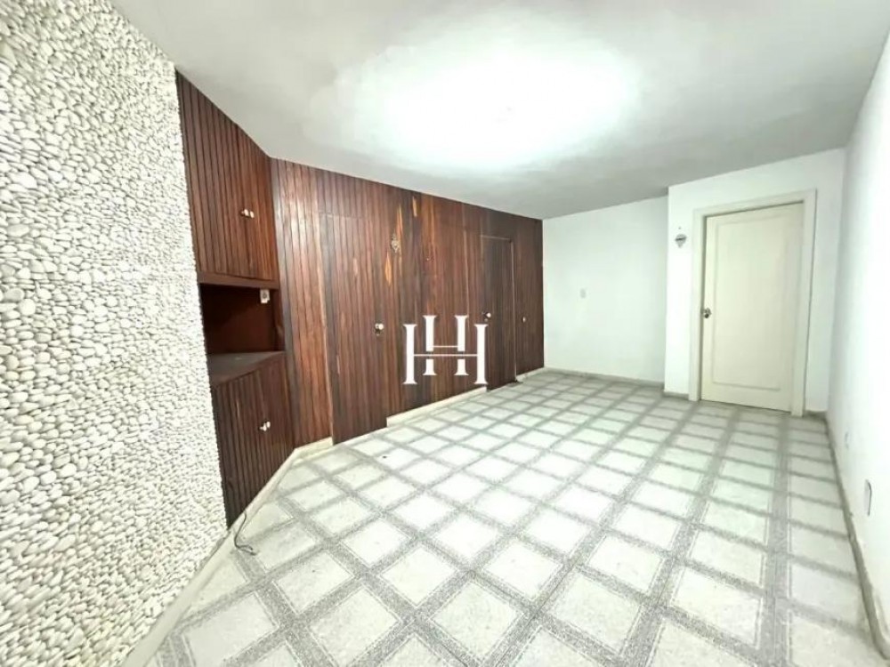 Apartamento com 3 Quartos | Copacabana | 210m² · foto 3 de 21