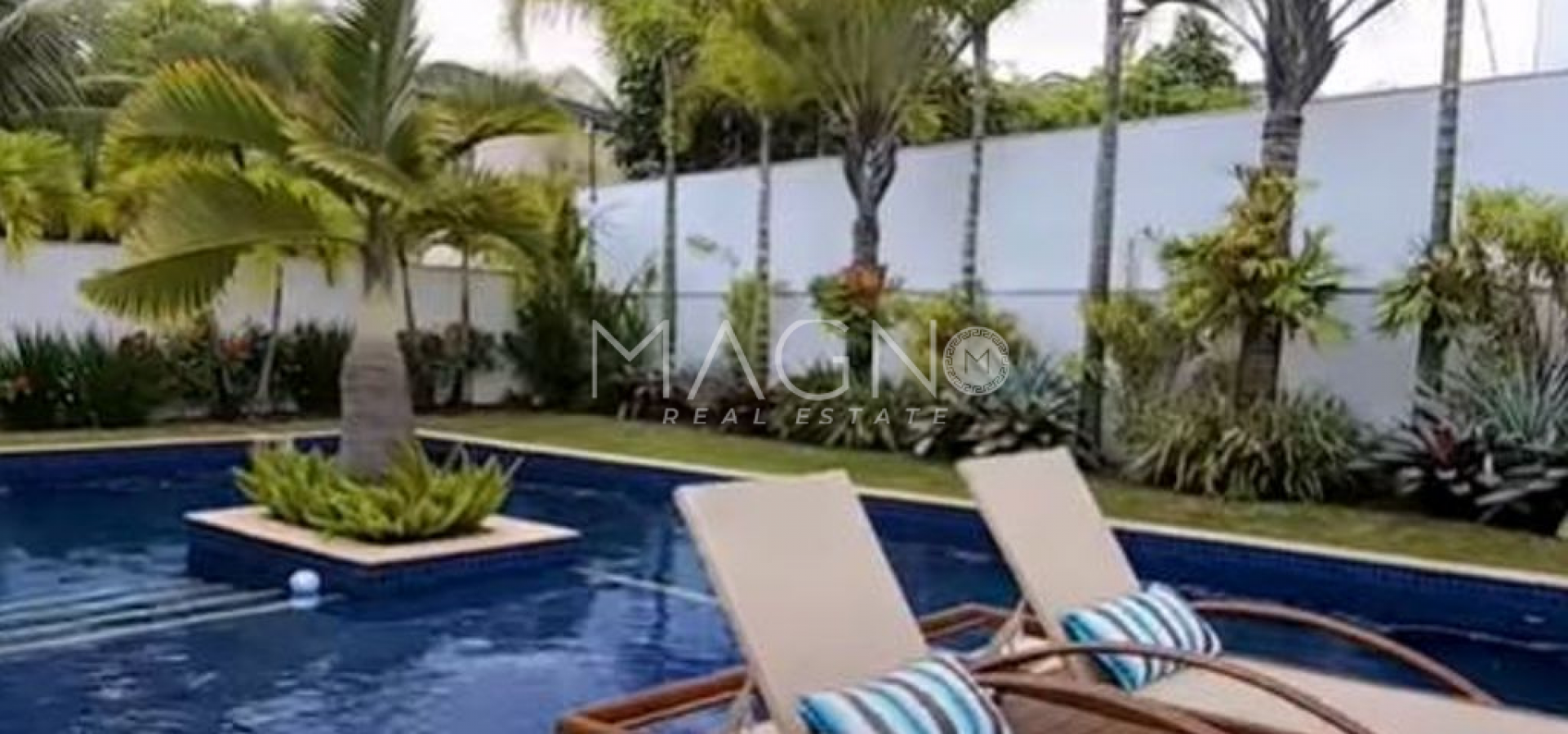 Mansão a Venda na Barra da Tijuca