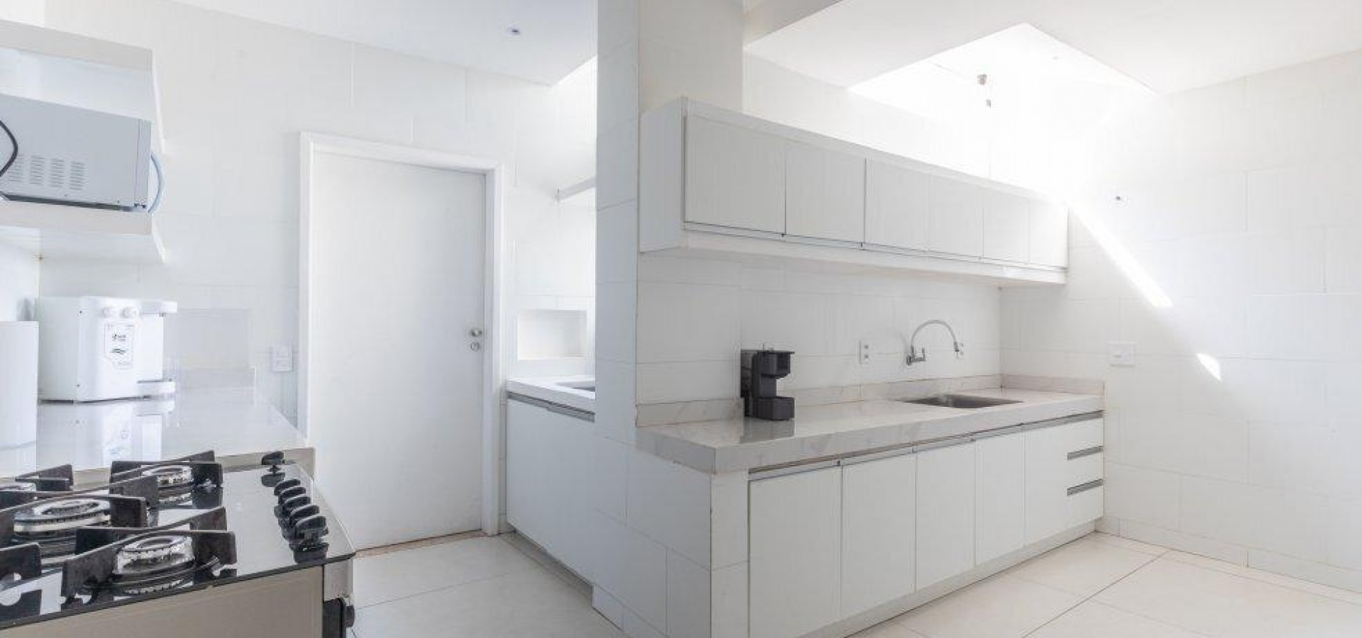 Casa com linda vista  no Joá