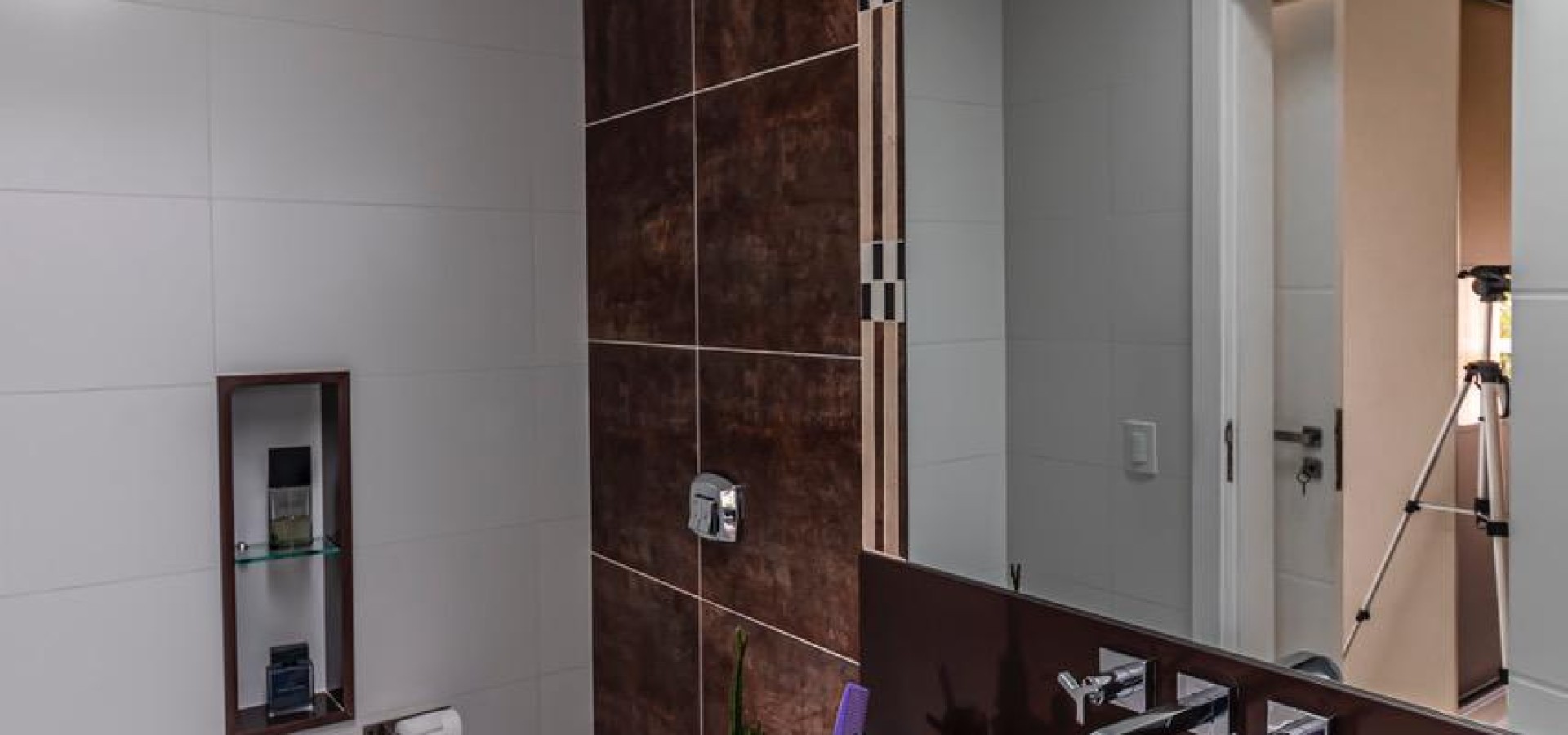Excelente casa com lindo projeto no condomínio Del Lago