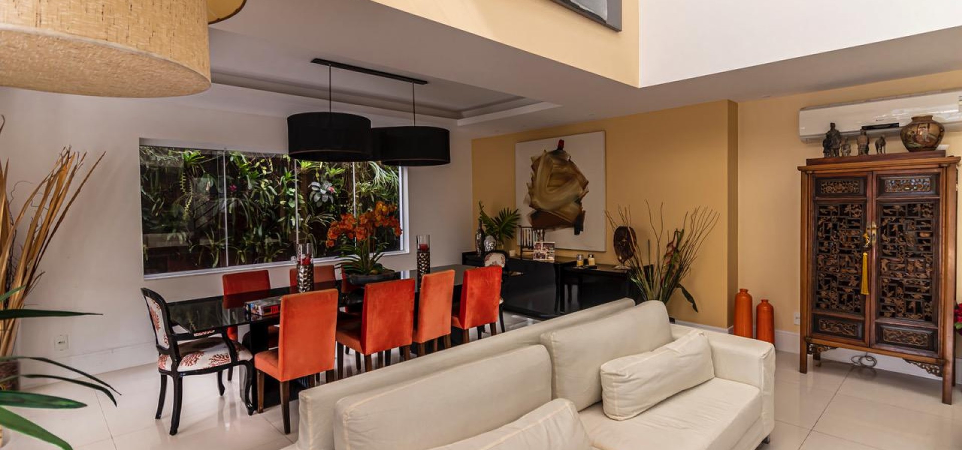 Excelente casa com lindo projeto no condomínio Del Lago