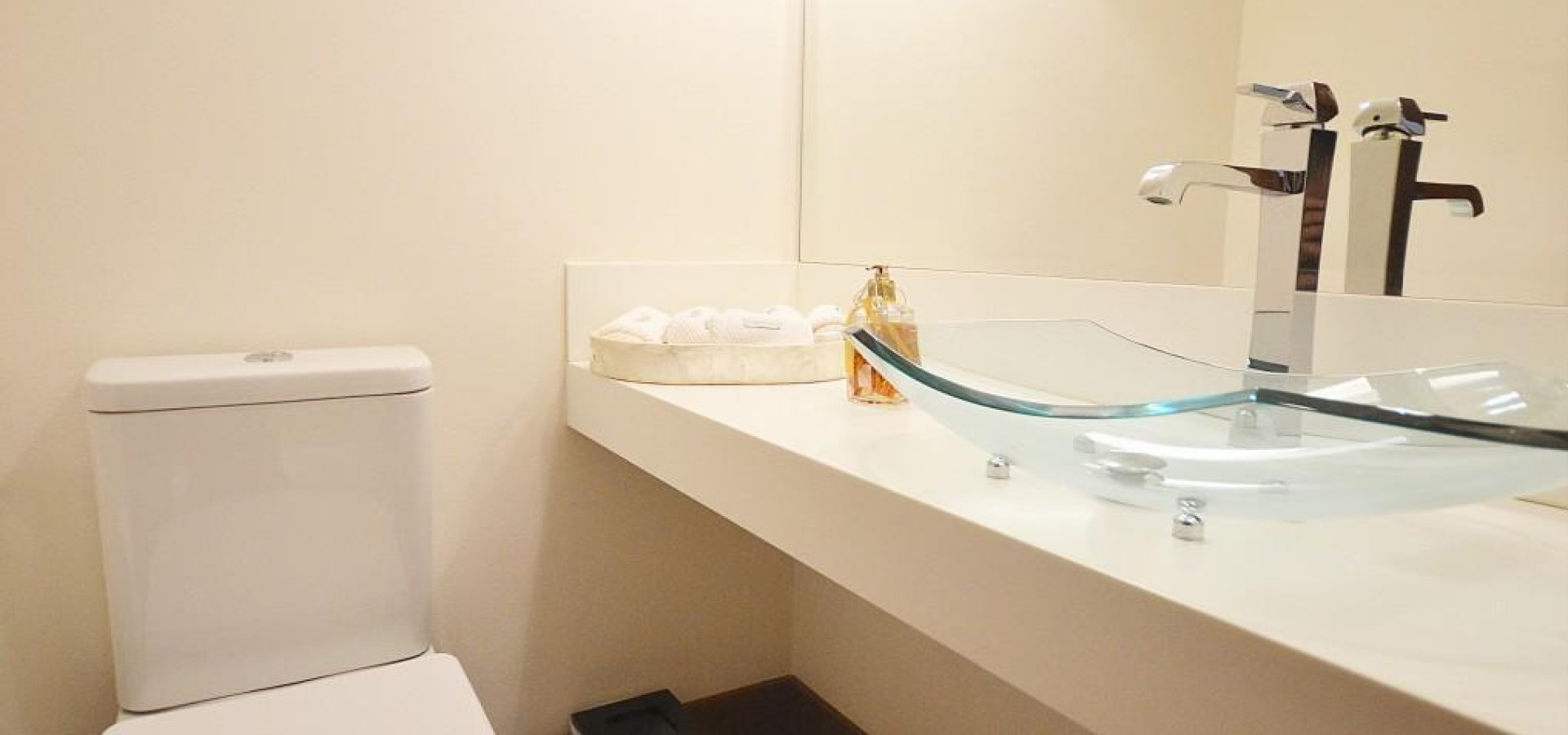 Apartamento  com vista para o mar