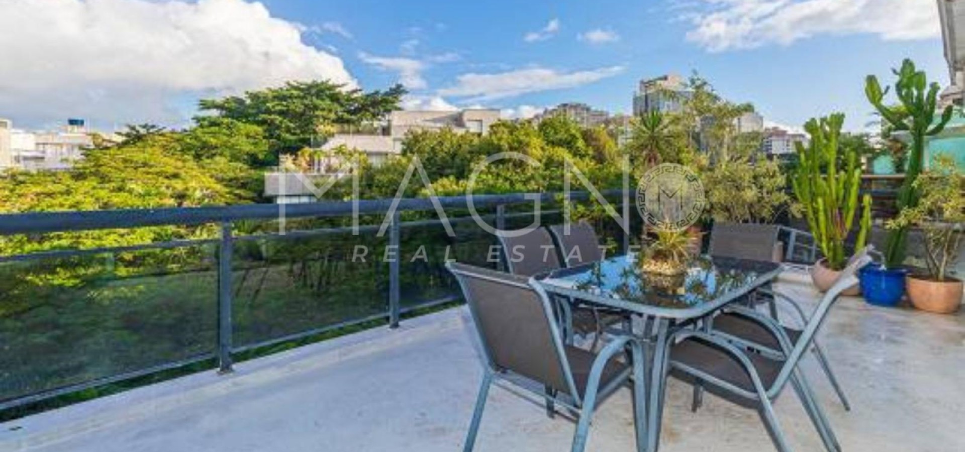 Linda Cobertura mobiliada na Barra da Tijuca