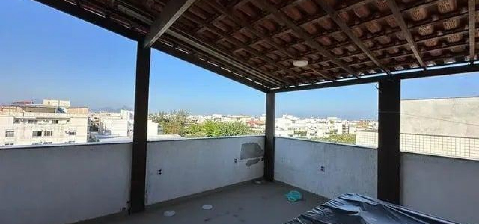 Excelente COBERTURA DUPLEX no RECREIO