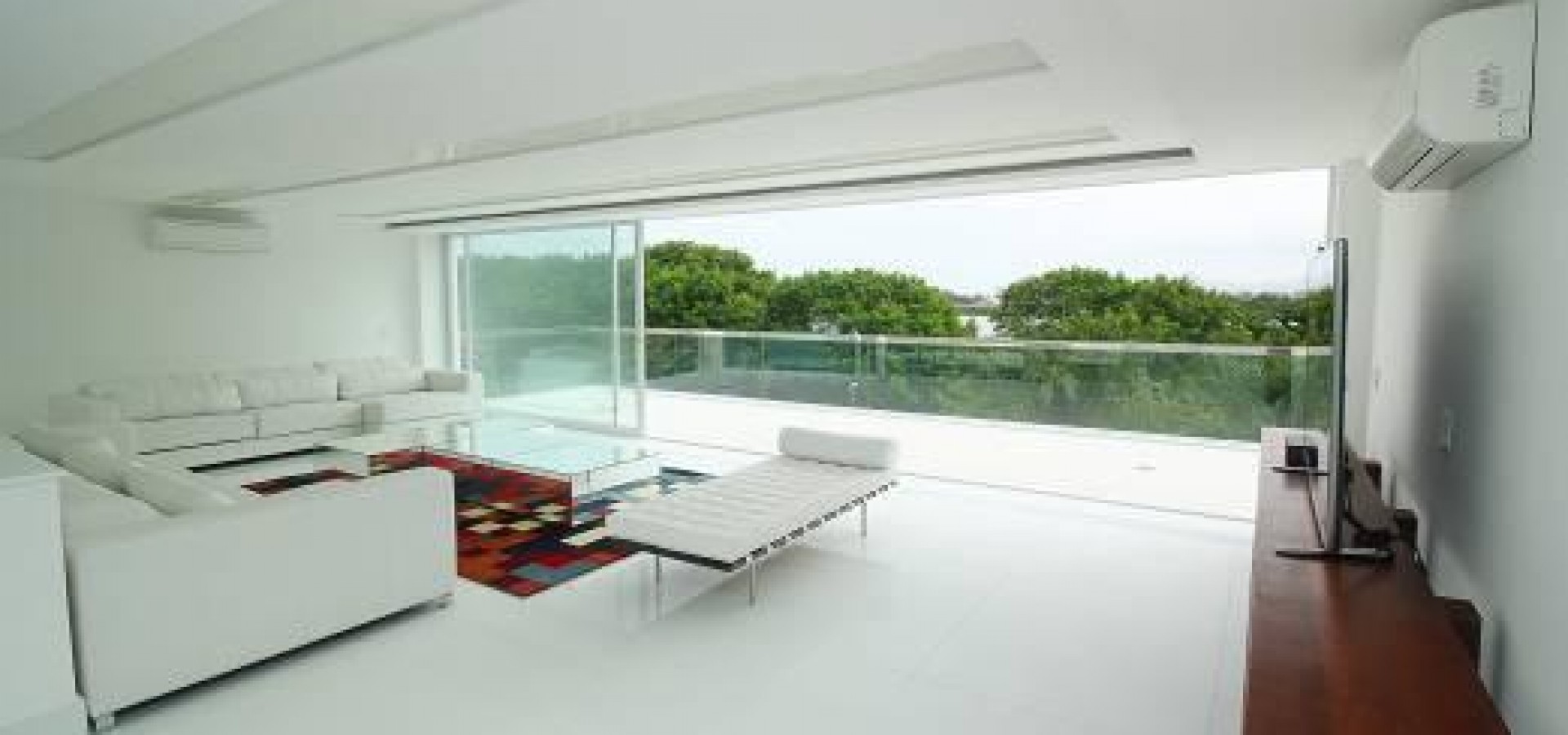 CASA À VENDA NO CONDOMÍNIO QUINTAS DO RIO