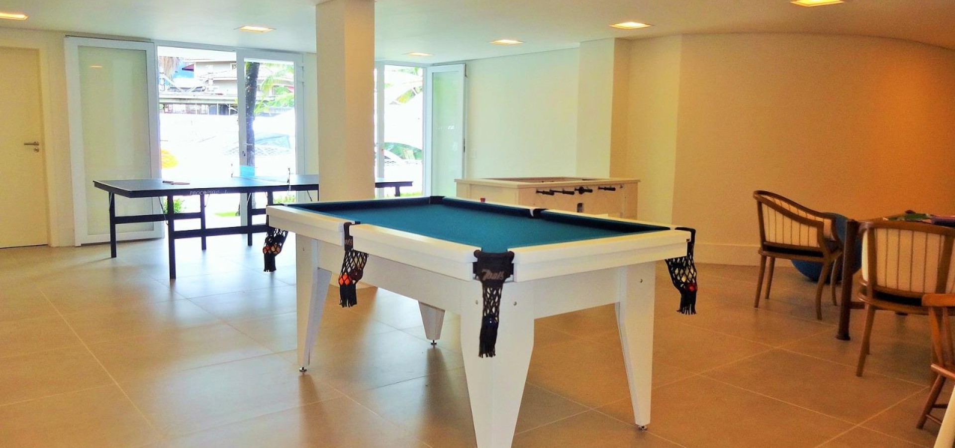 Casa Alto Padrão, Excelente Vaga Lancha