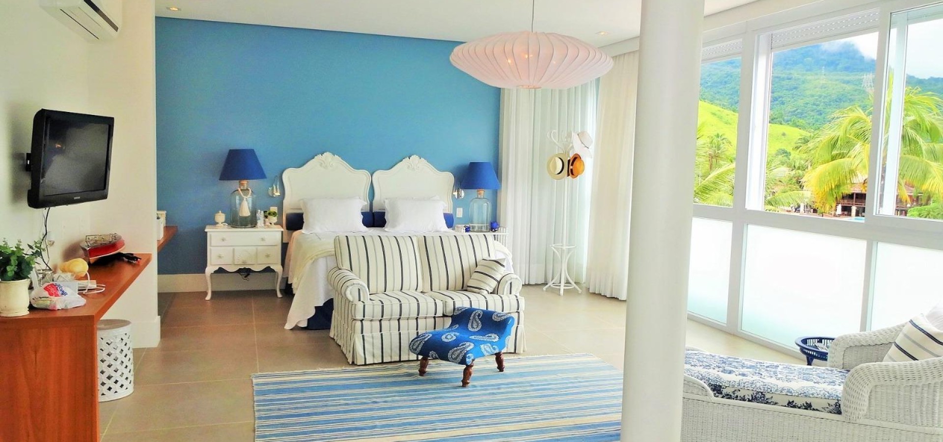 Casa Alto Padrão, Excelente Vaga Lancha