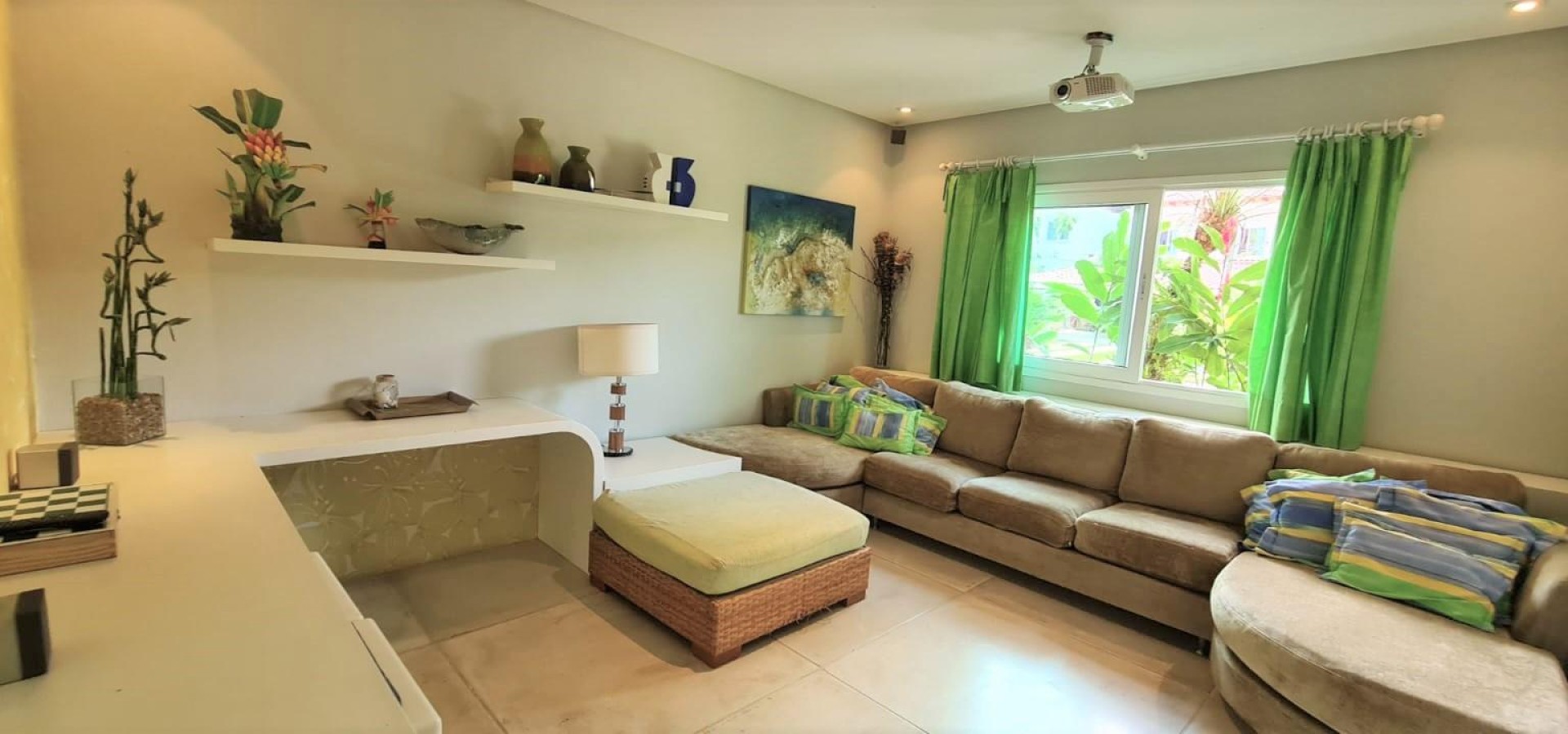 Casa No Canal Principal Do Frade