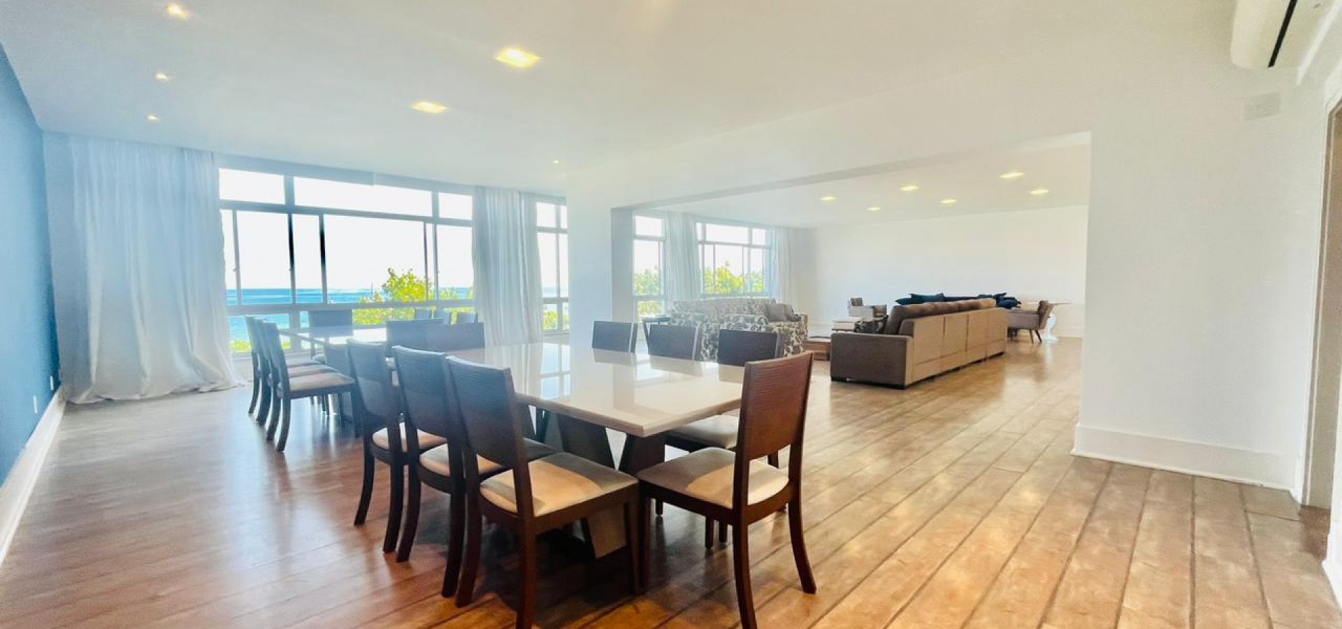 APARTAMENTO NA VIEIRA SOUTO