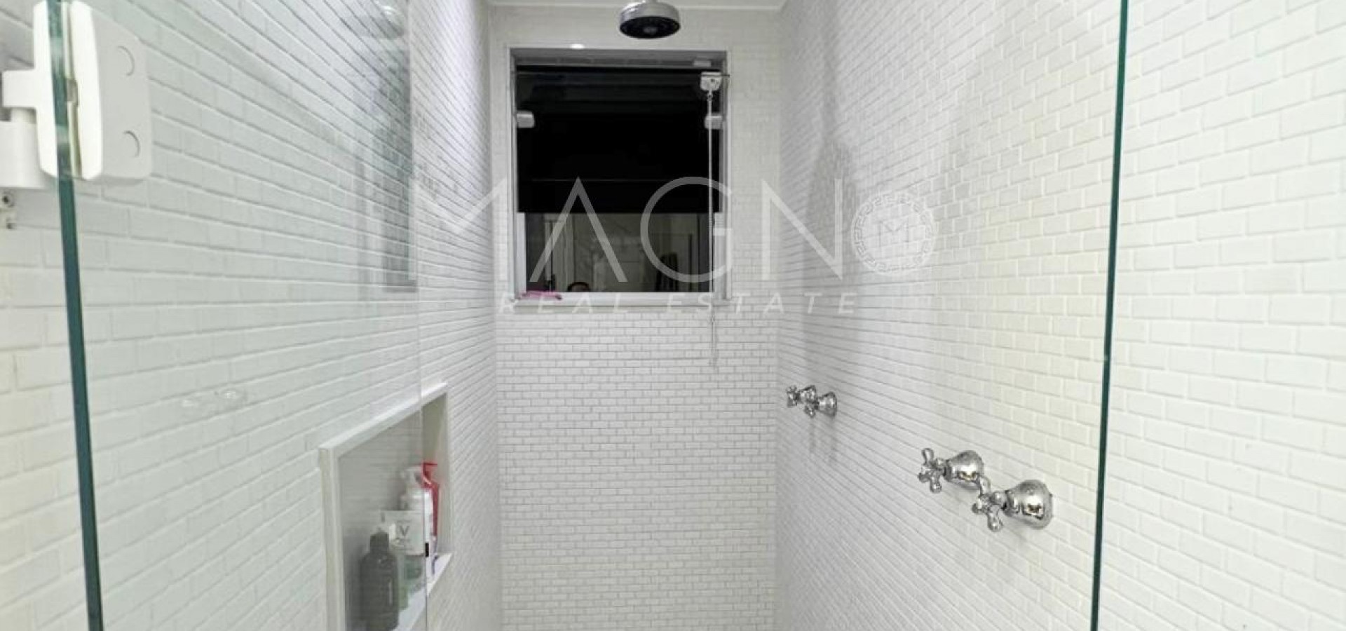 Apartamento com 3 Suítes no Jardim Oceânico