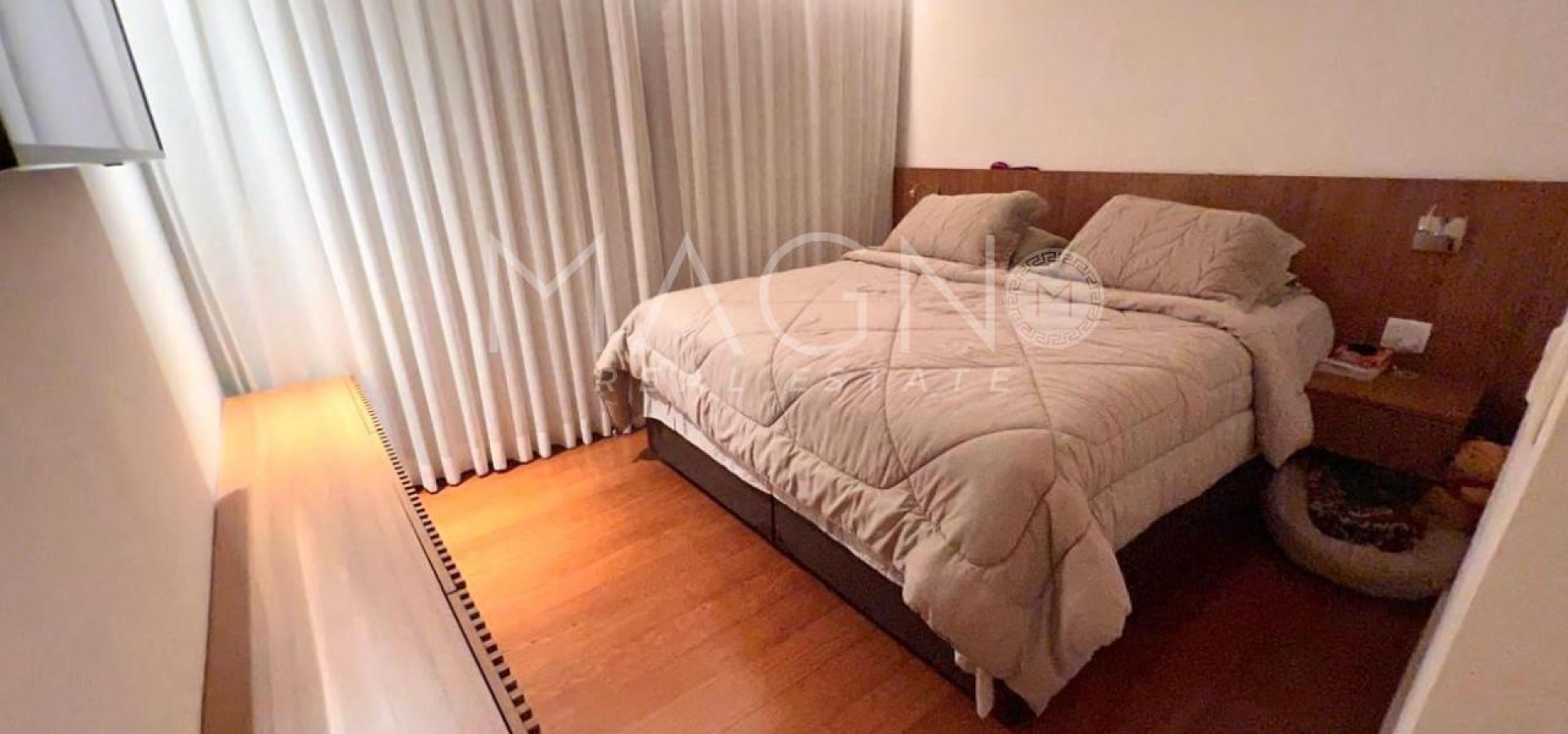 Apartamento com 3 Suítes no Jardim Oceânico