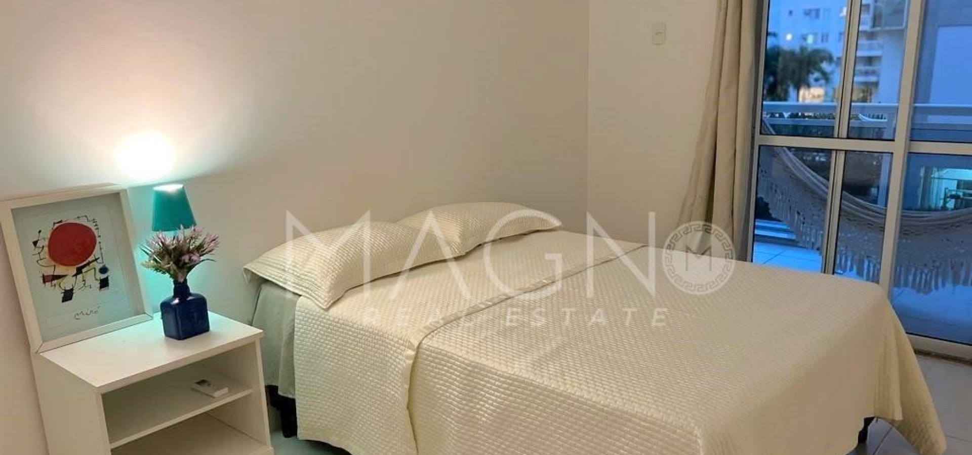 Apartamento Mobiliado na Barra 3 Quartos