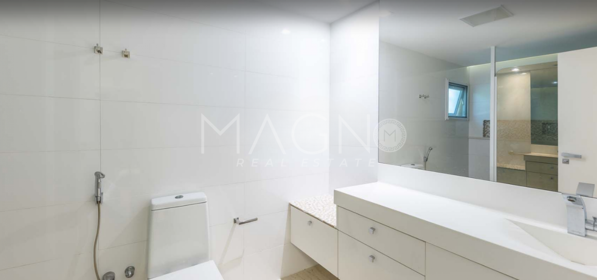 Luxuosa Casa à Venda no Condomínio Arouca - Jardim Barra da Tijuca