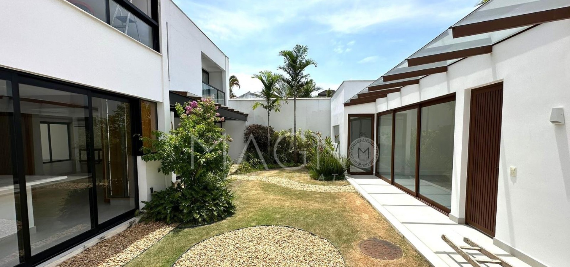 Linda Casa no Jardim Marapendi 5 Suítes
