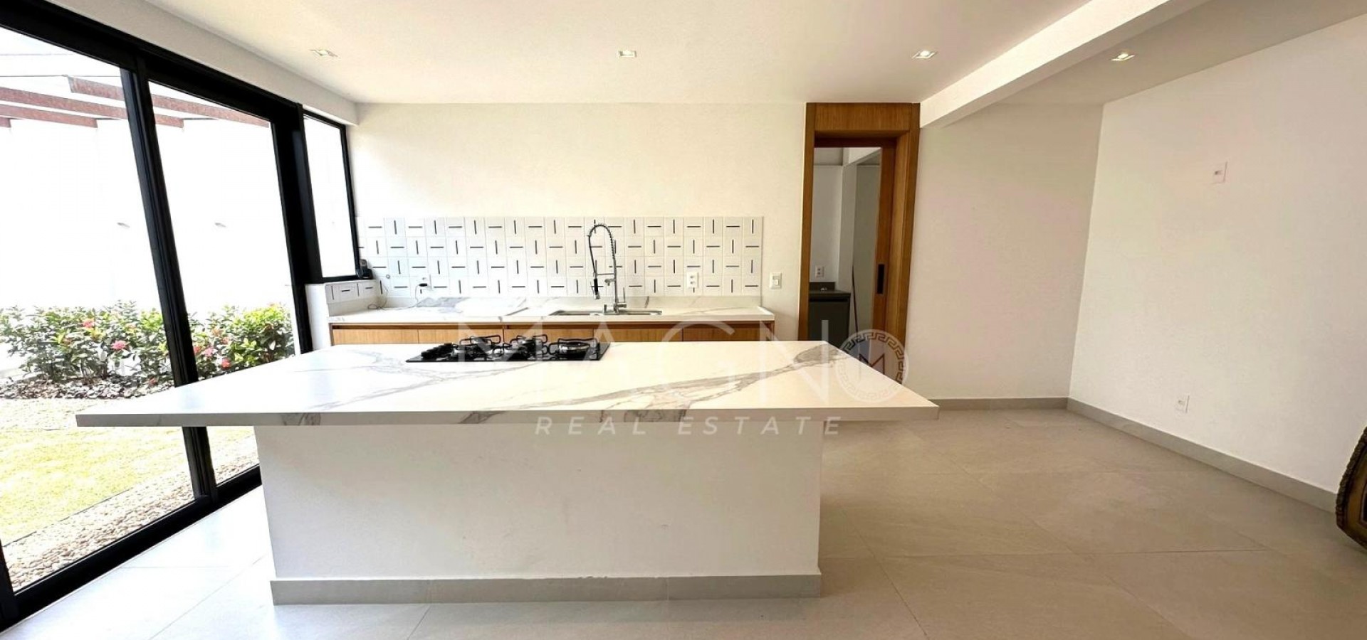 Linda Casa no Jardim Marapendi 5 Suítes
