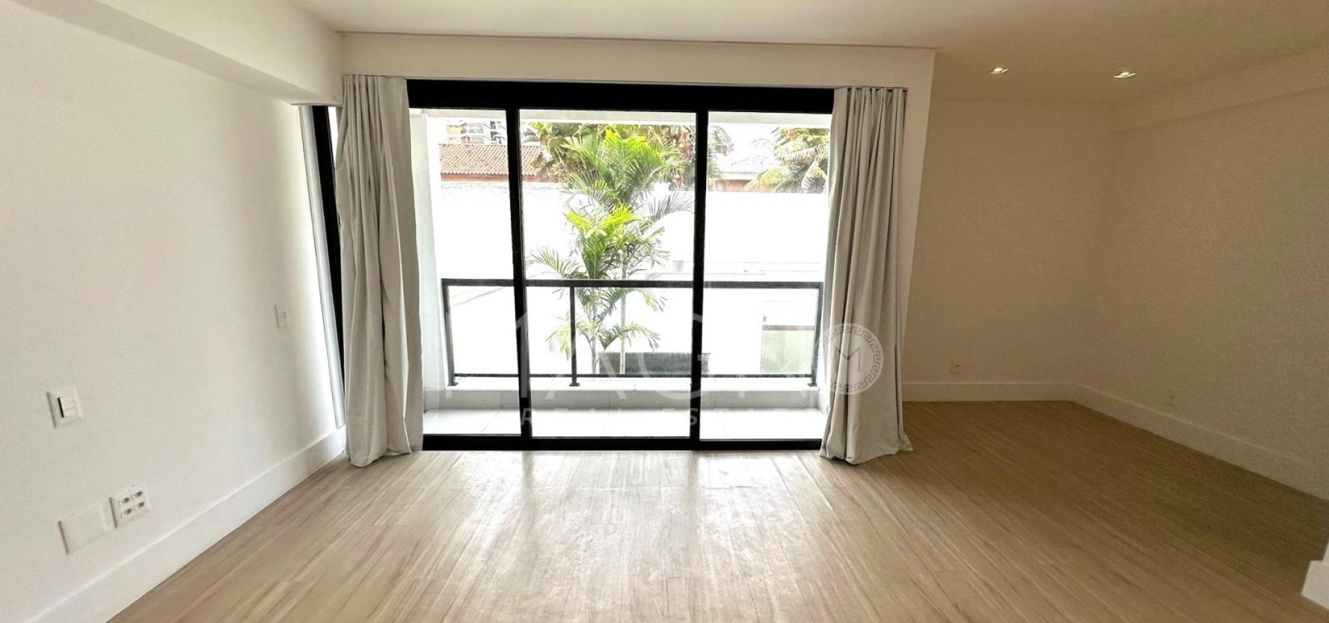 Linda Casa no Jardim Marapendi 5 Suítes