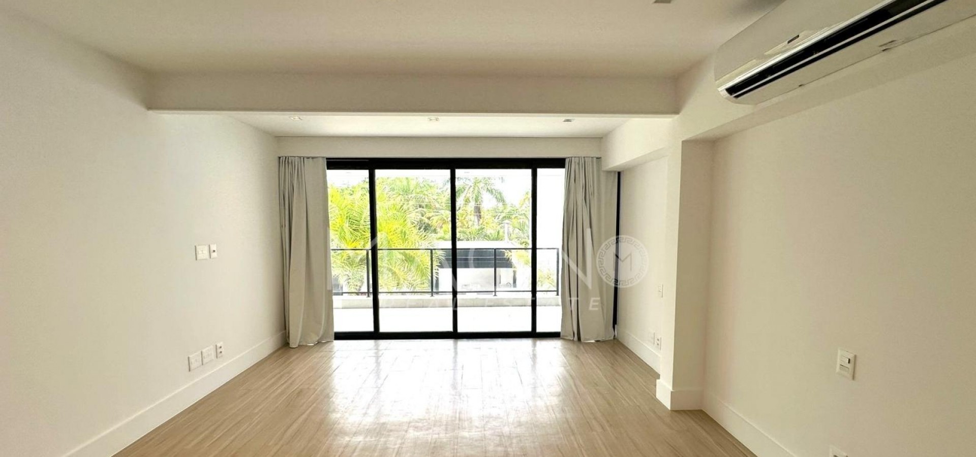 Linda Casa no Jardim Marapendi 5 Suítes