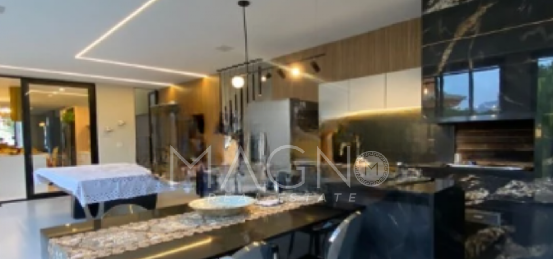Luxuosa Casa no Riviera 4 Quartos