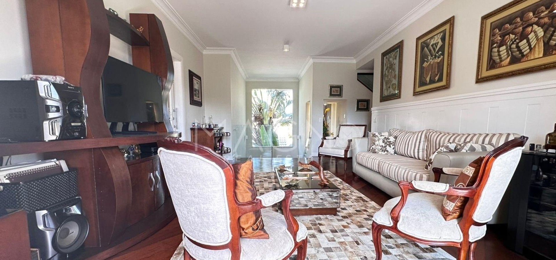 Casa Triplex no Condomínio Mansões