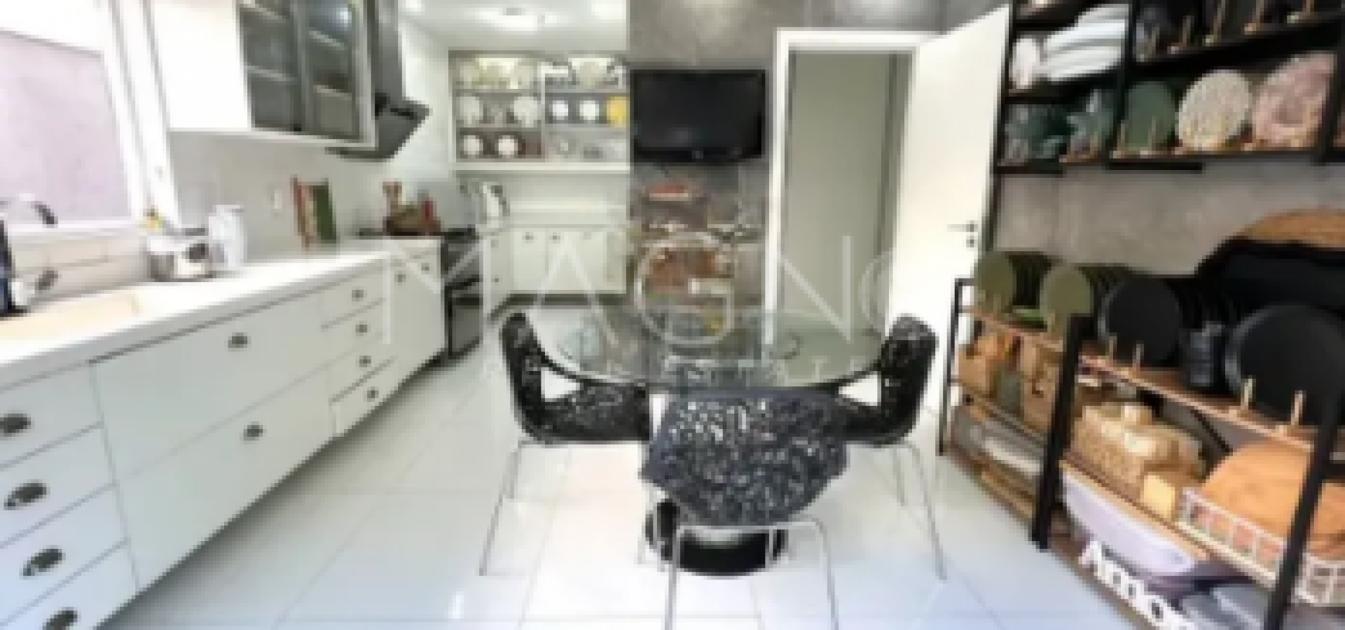 Casa em Condomínio na Barra 6 Suítes