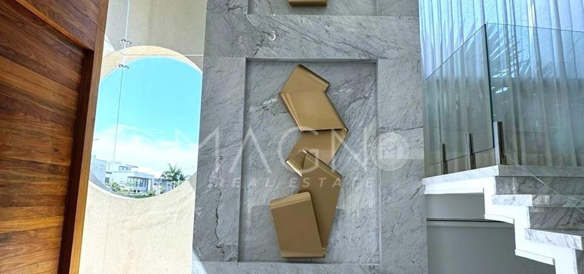 Casa no Condomínio Alphaville 5 Suítes