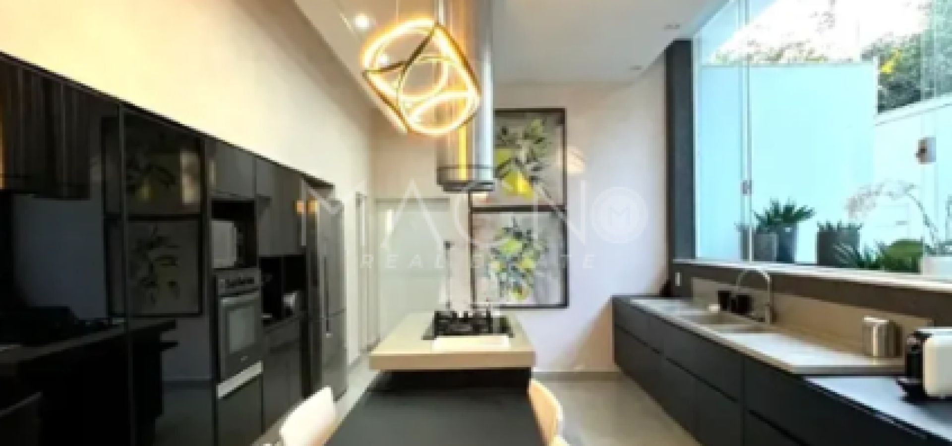 Casa no Novo Leblon 3 Suítes