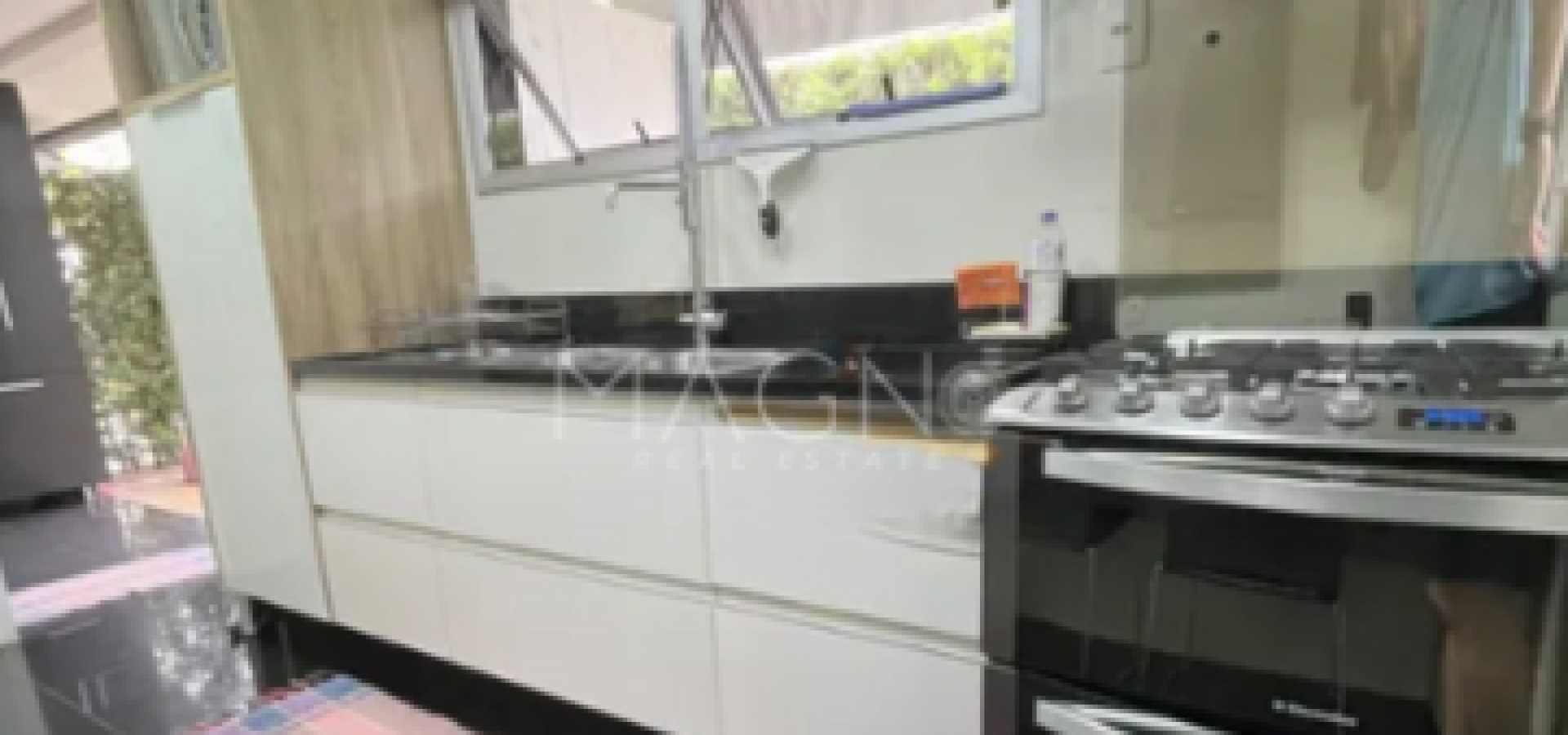 Casa Tríplex em Condomínio 4 Suítes no Recreio