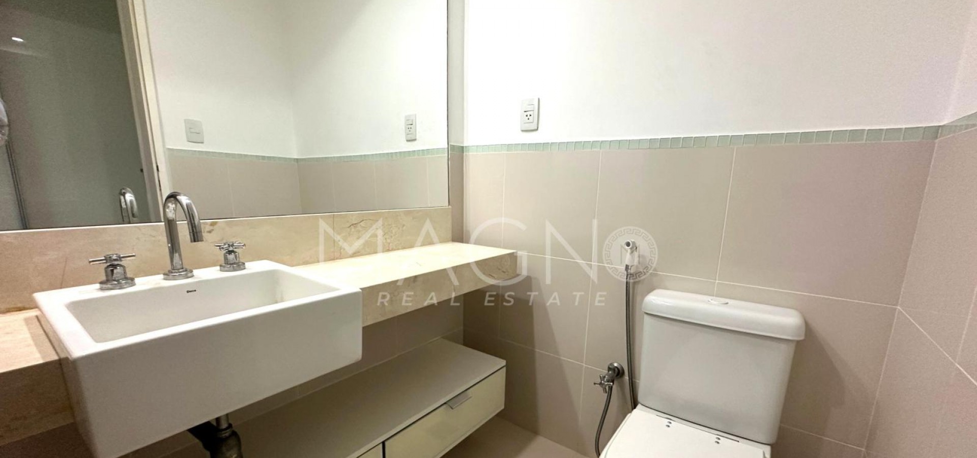 Apartamento Perfeito em Niterói 4 Suítes