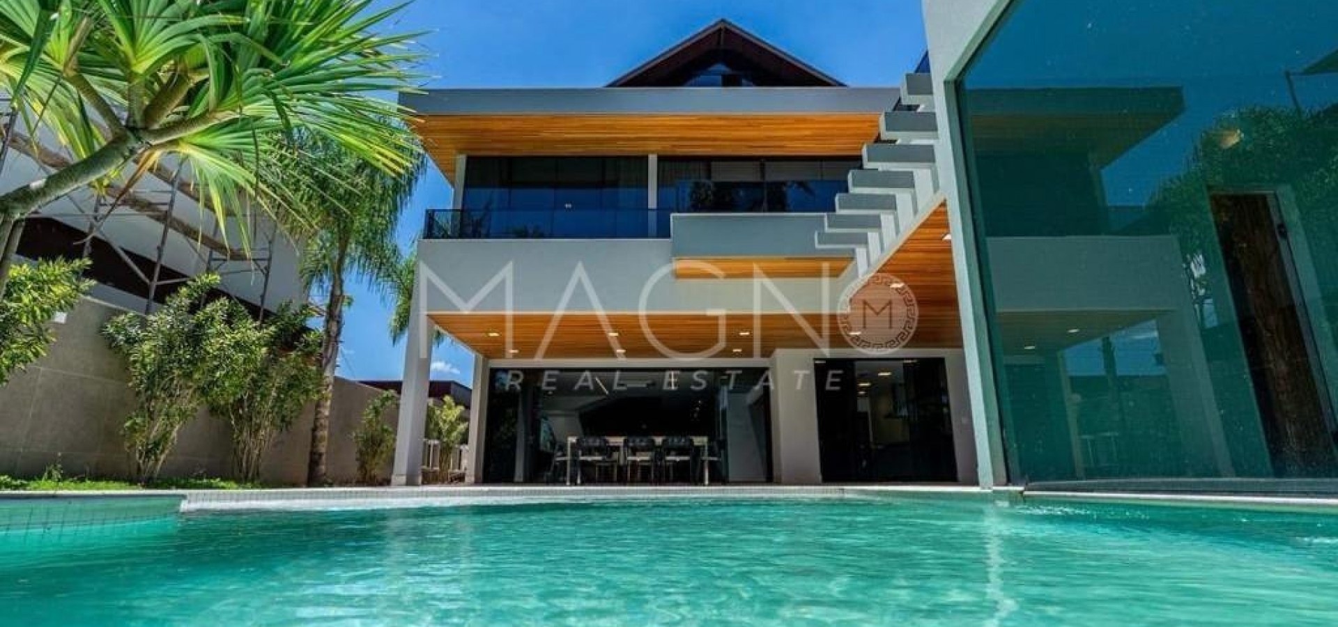 Casa Luxuosa no Alpaville 4 Suítes