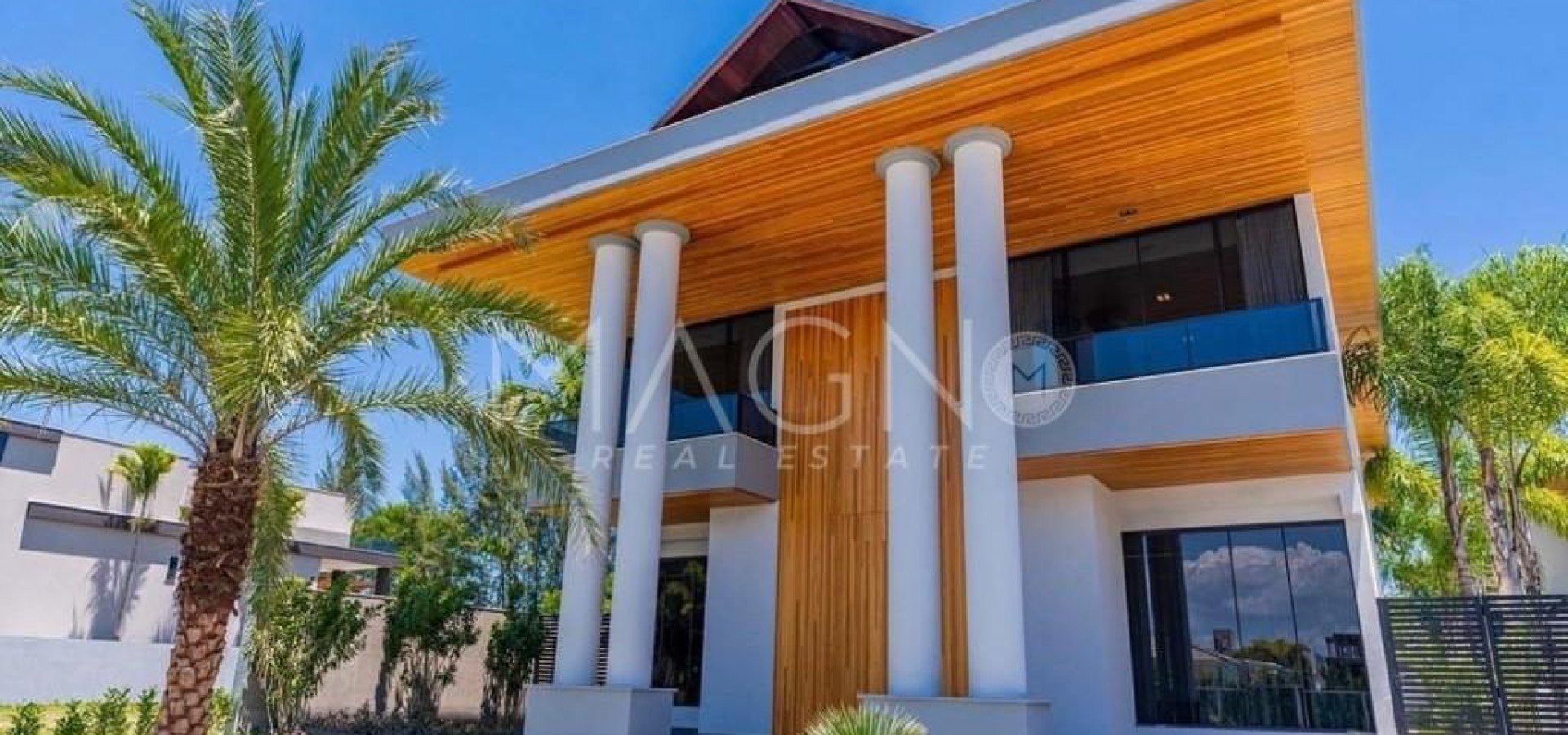 Casa Luxuosa no Alpaville 4 Suítes