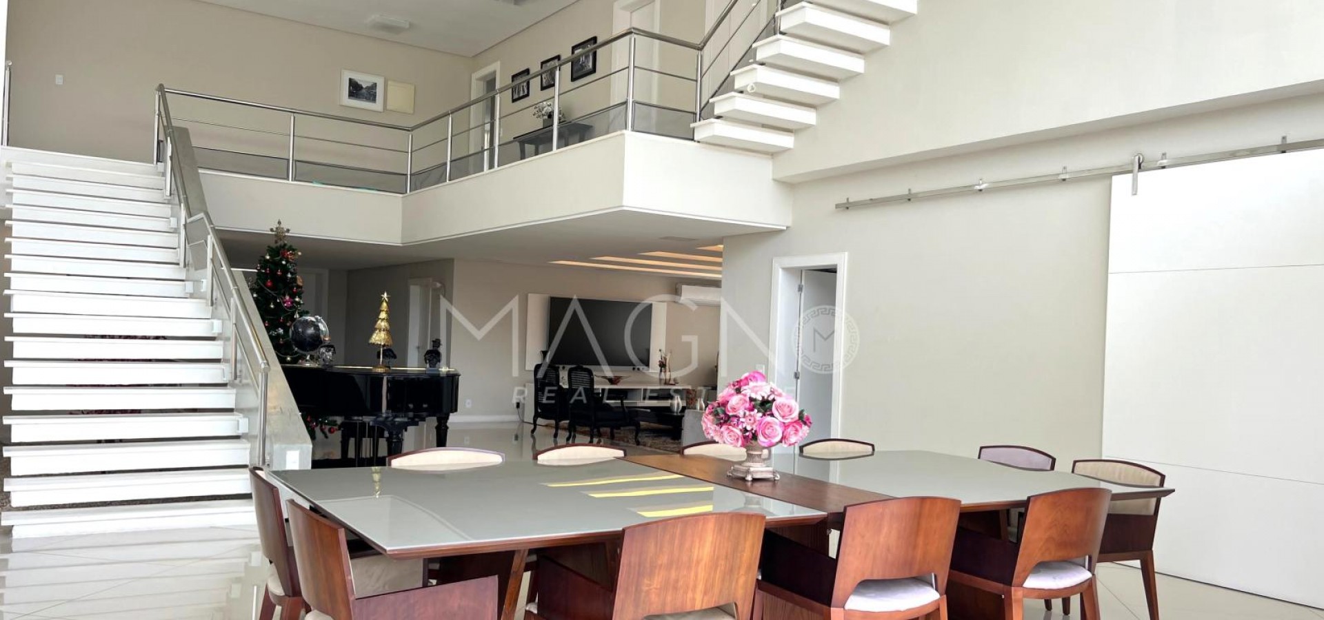 Casa em Alphaville 5 Suítes