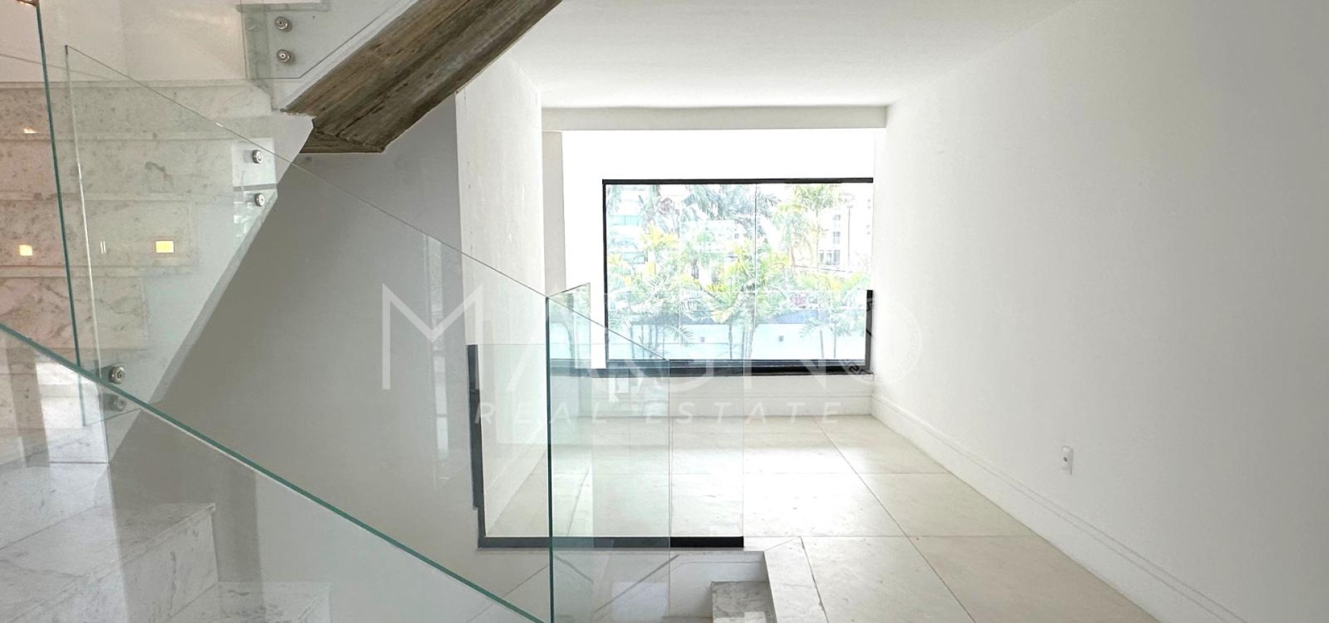 Incrível Casa Triplex no Quintas do Rio