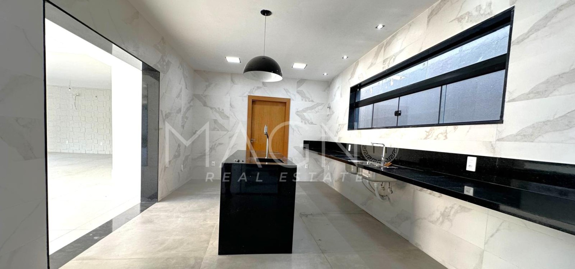 Incrível Casa Triplex no Quintas do Rio