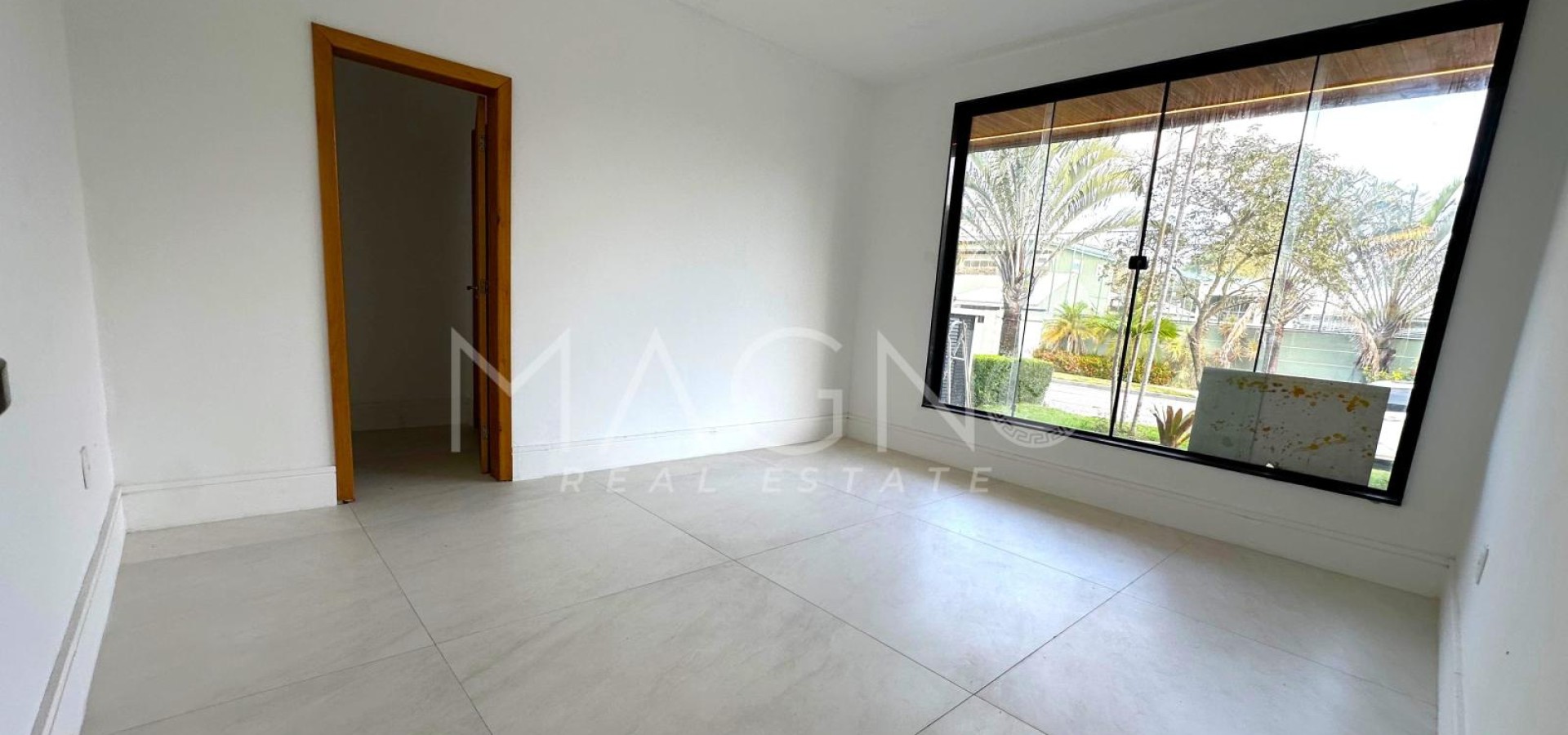Incrível Casa Triplex no Quintas do Rio