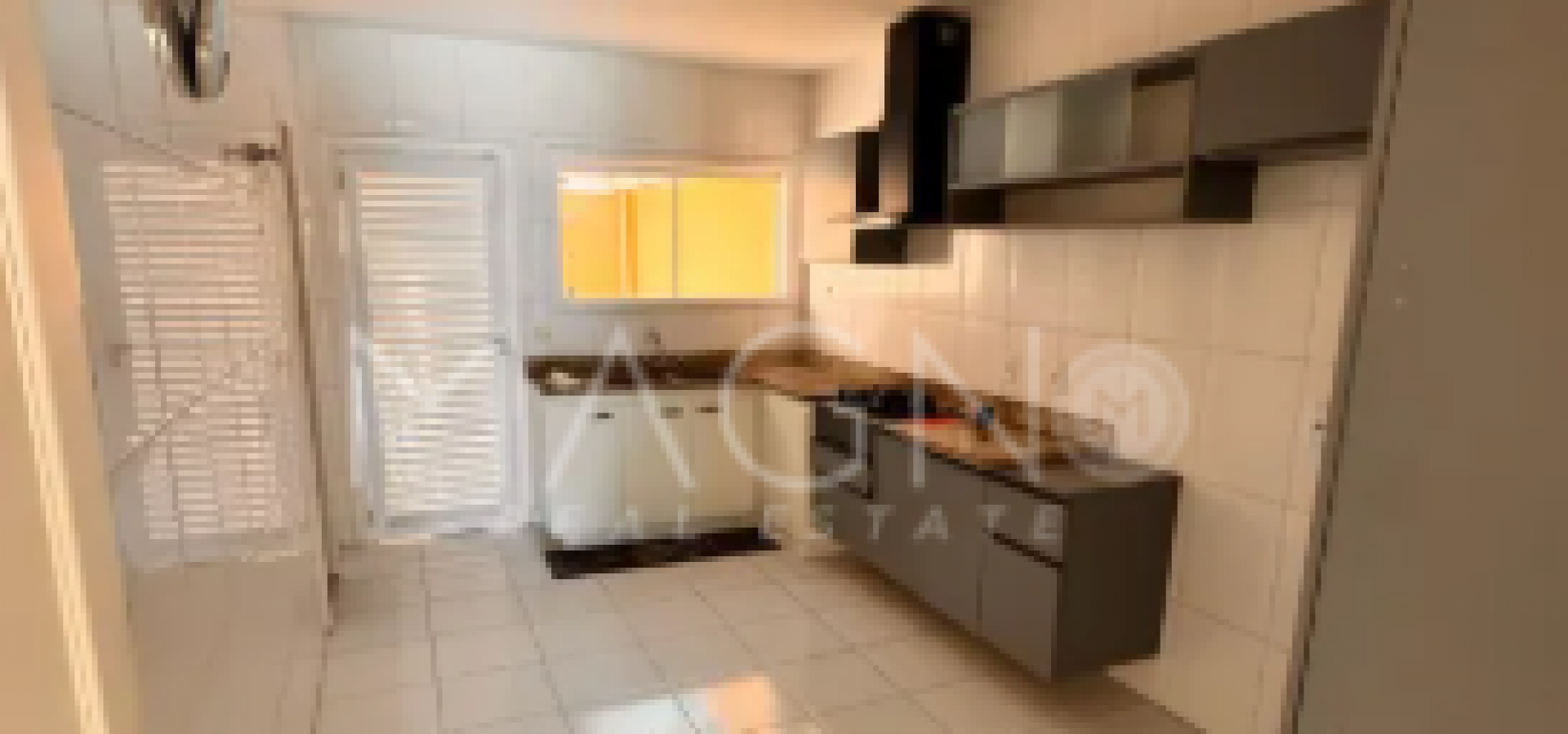 Casa no Interlagos de Itaúna 5 Quartos