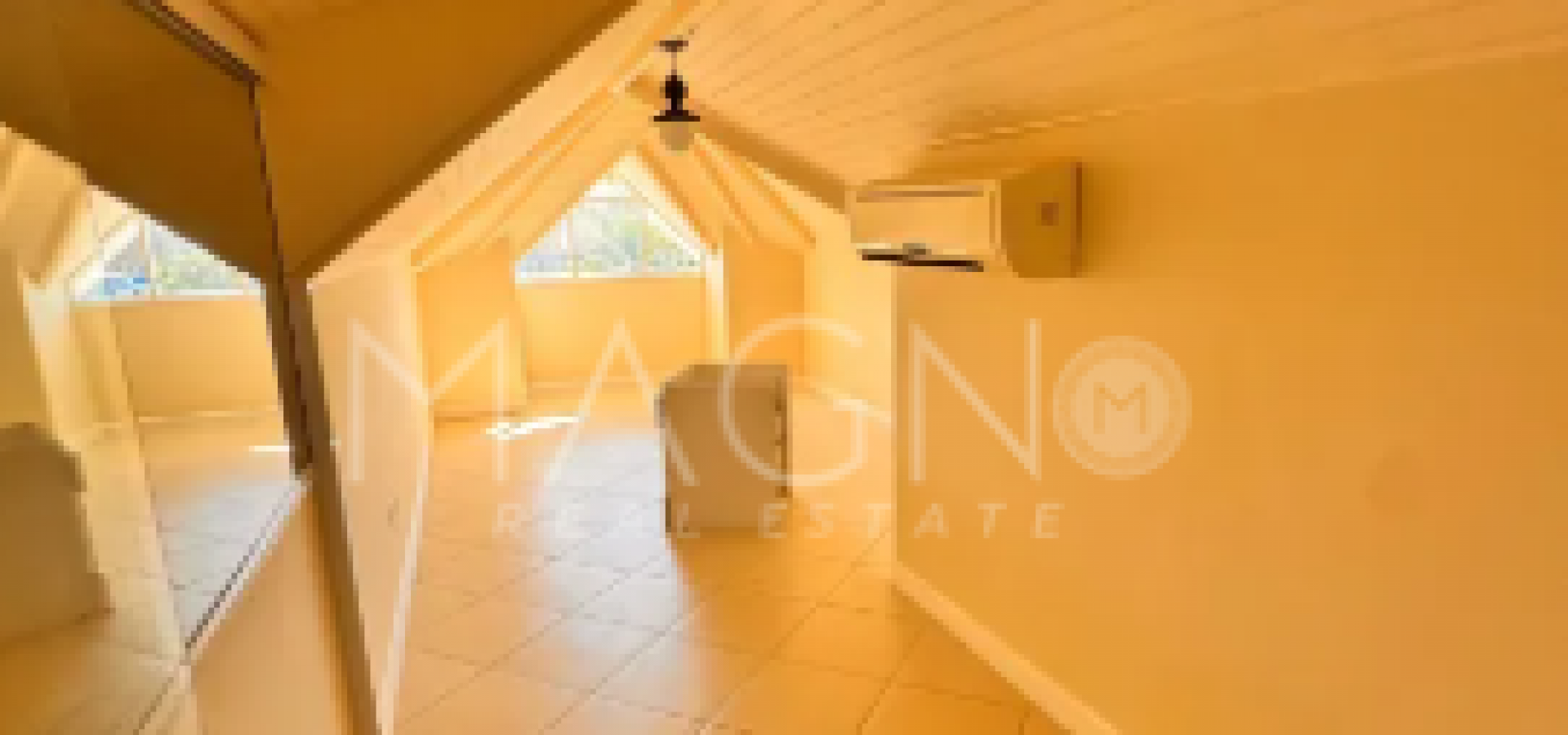Casa no Interlagos de Itaúna 5 Quartos