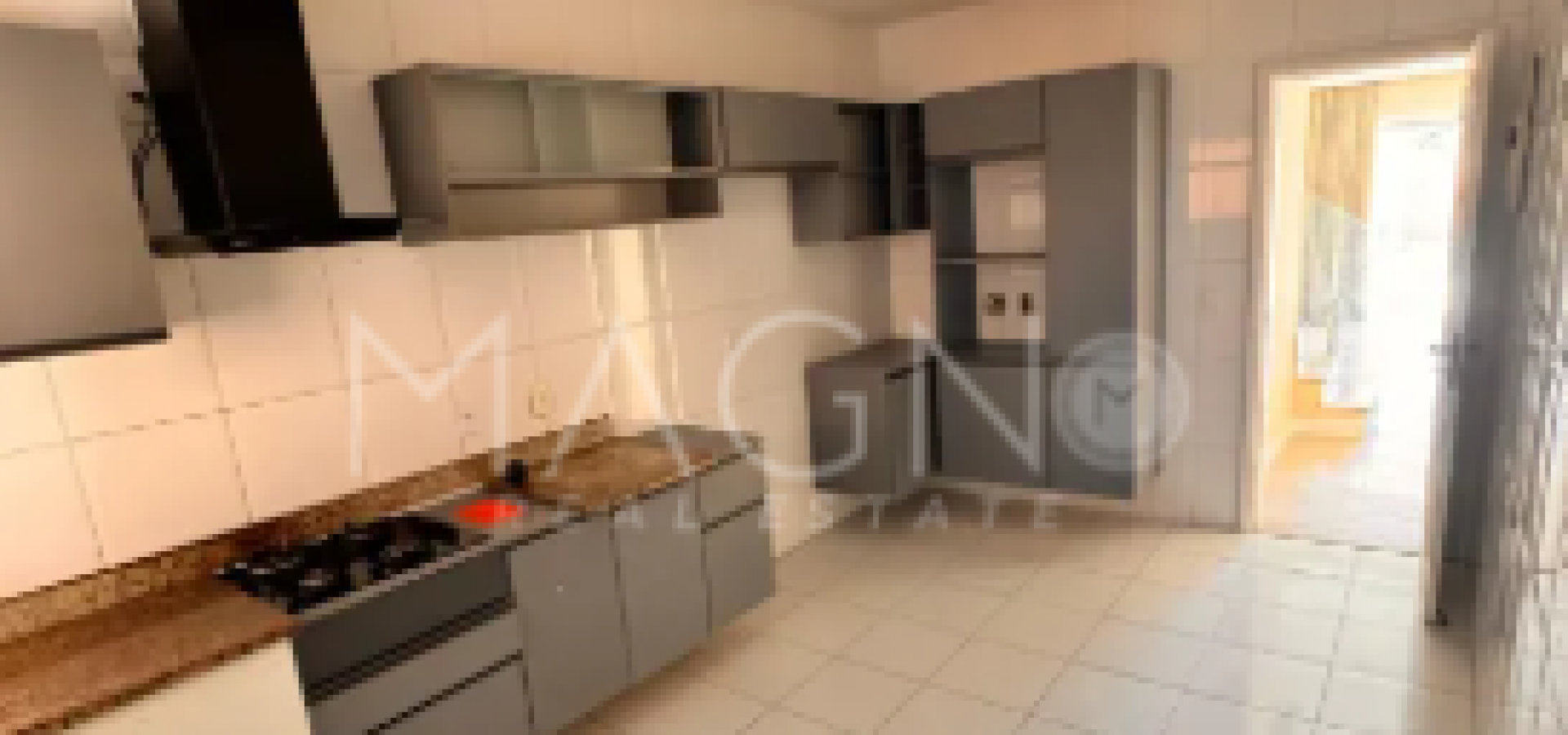 Casa no Interlagos de Itaúna 5 Quartos