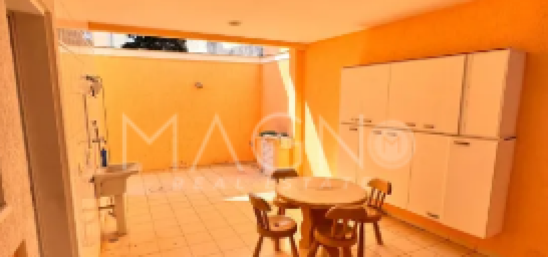 Casa no Interlagos de Itaúna 5 Quartos
