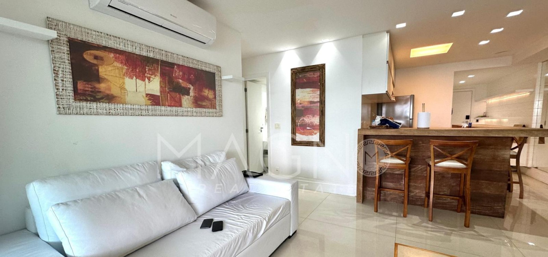 Apartamento mobiliado na Barra da Tijuca - Av do Pepe