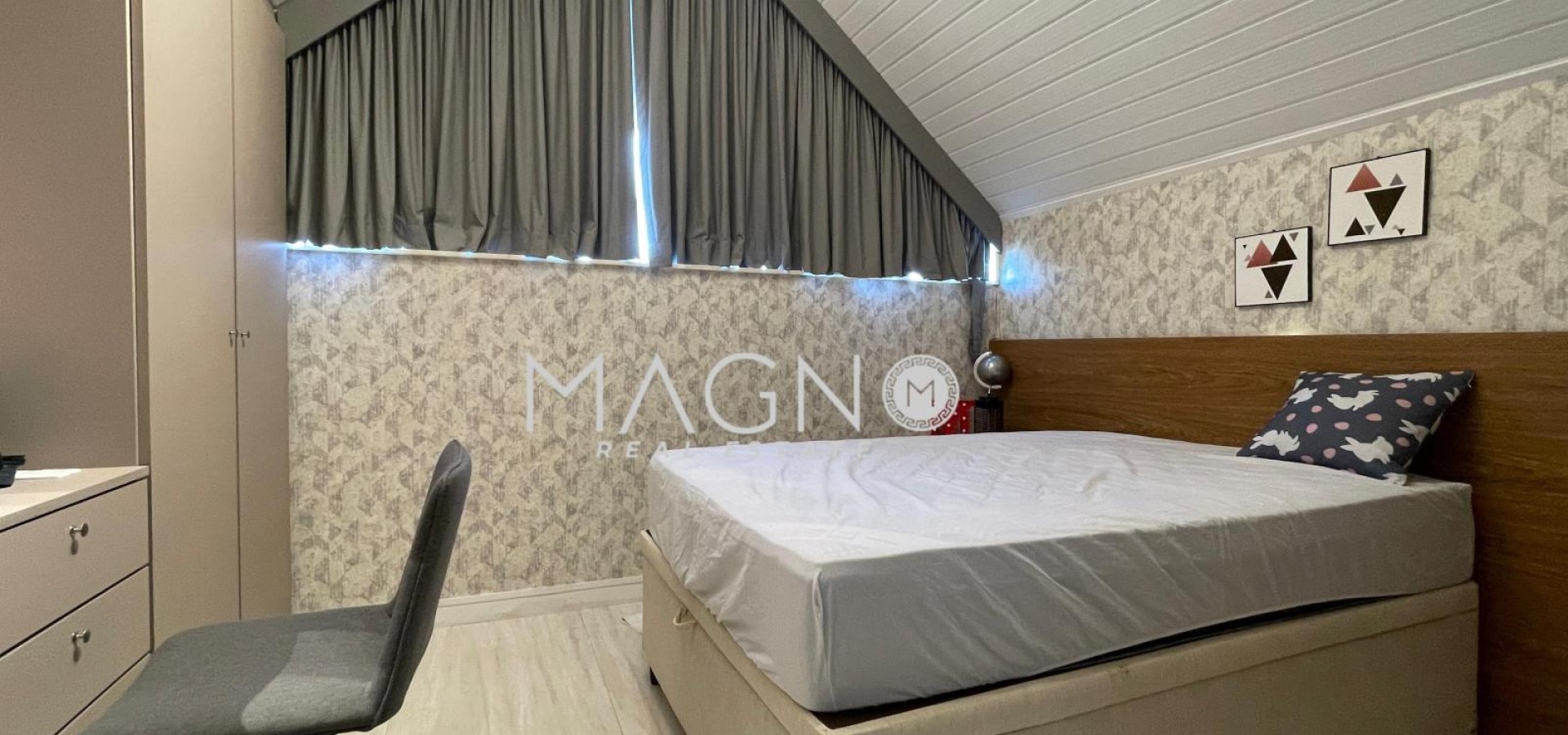 Casa de Alto Padrão em Condomínio Fechado